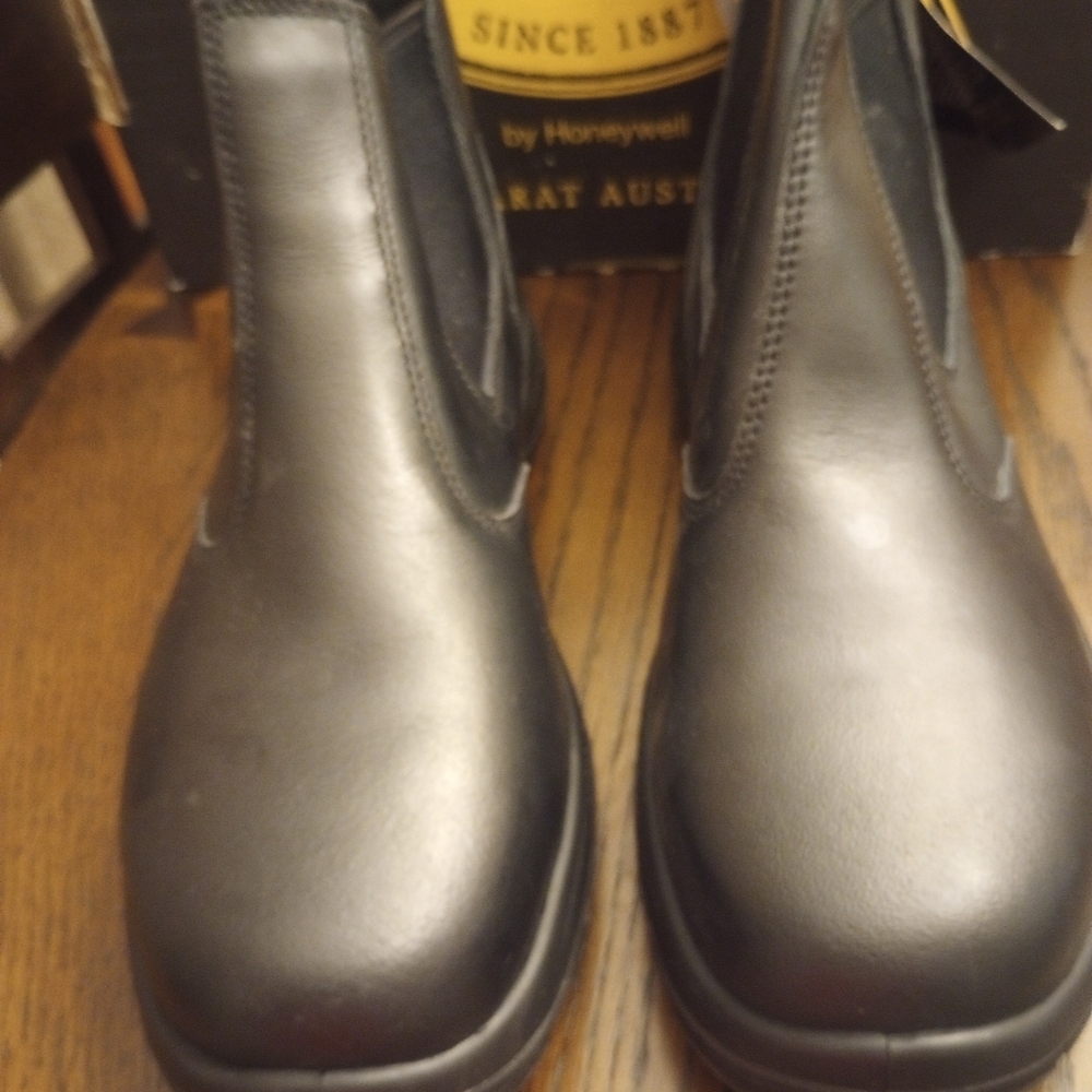 Bookmakers Oliver Boots